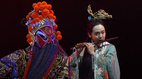 Traditional Chinese entertainers